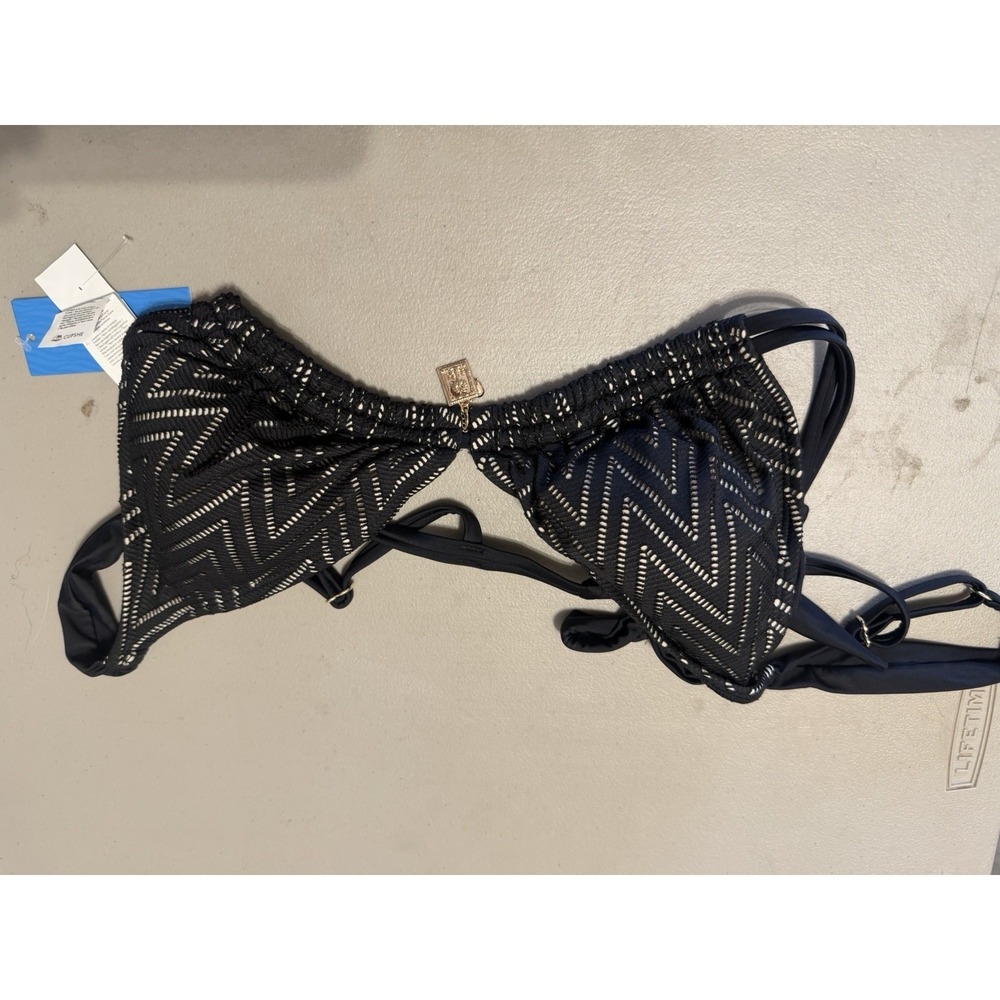 Cupshe Live Life On The Beach Black Crochet Bikini Top Gold Charm XL